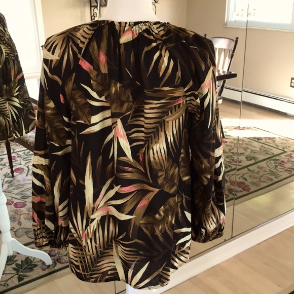 NWOT Old Navy top - Picture 3 of 7